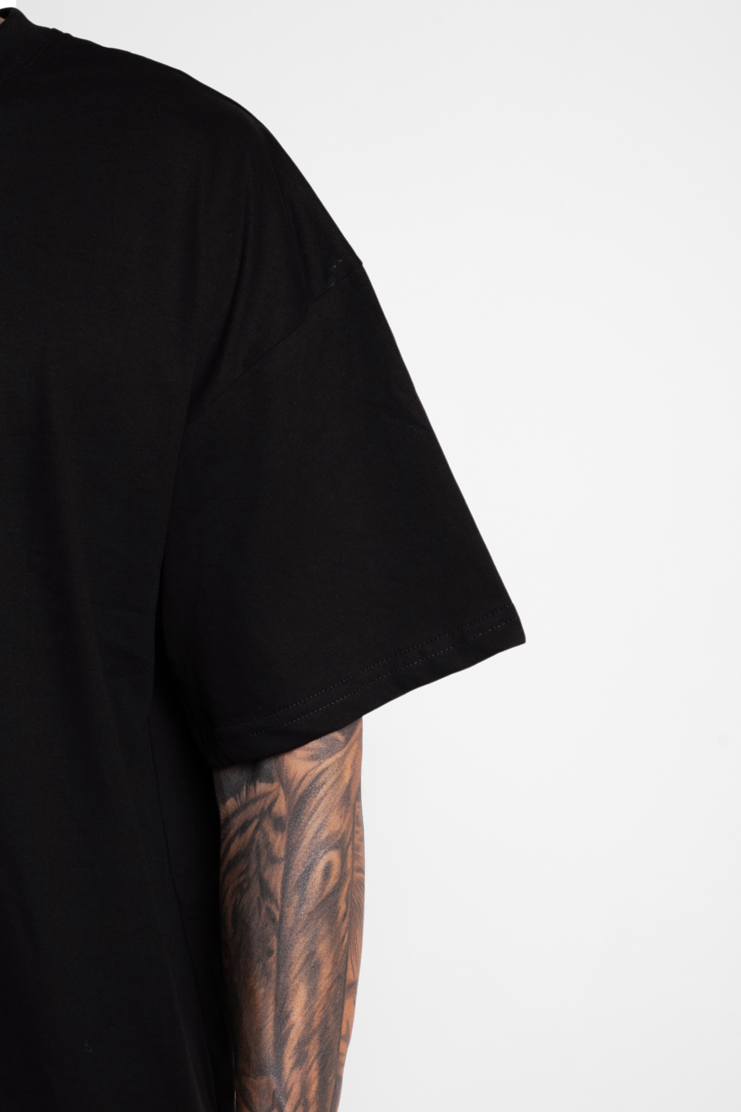 Camiseta Oversize Negra 250G