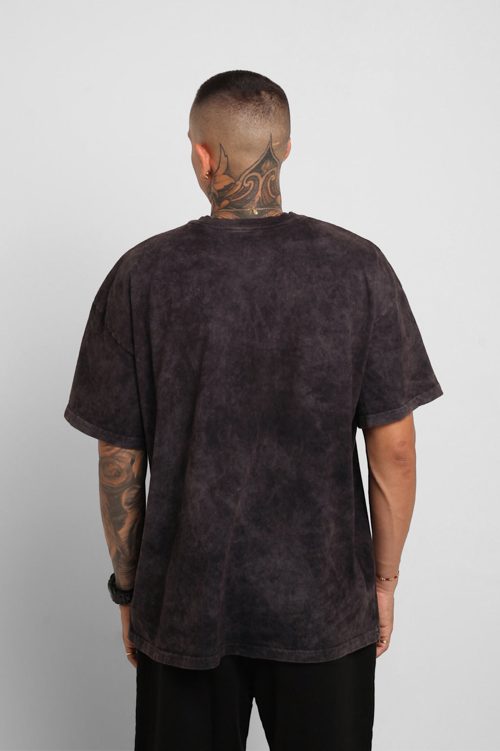 Camiseta Oversize Acid Wash Negro 200G