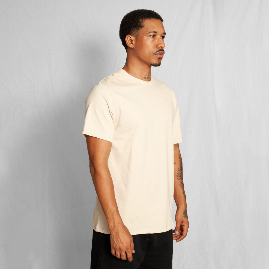 Camiseta Regular Fit Beige 200G