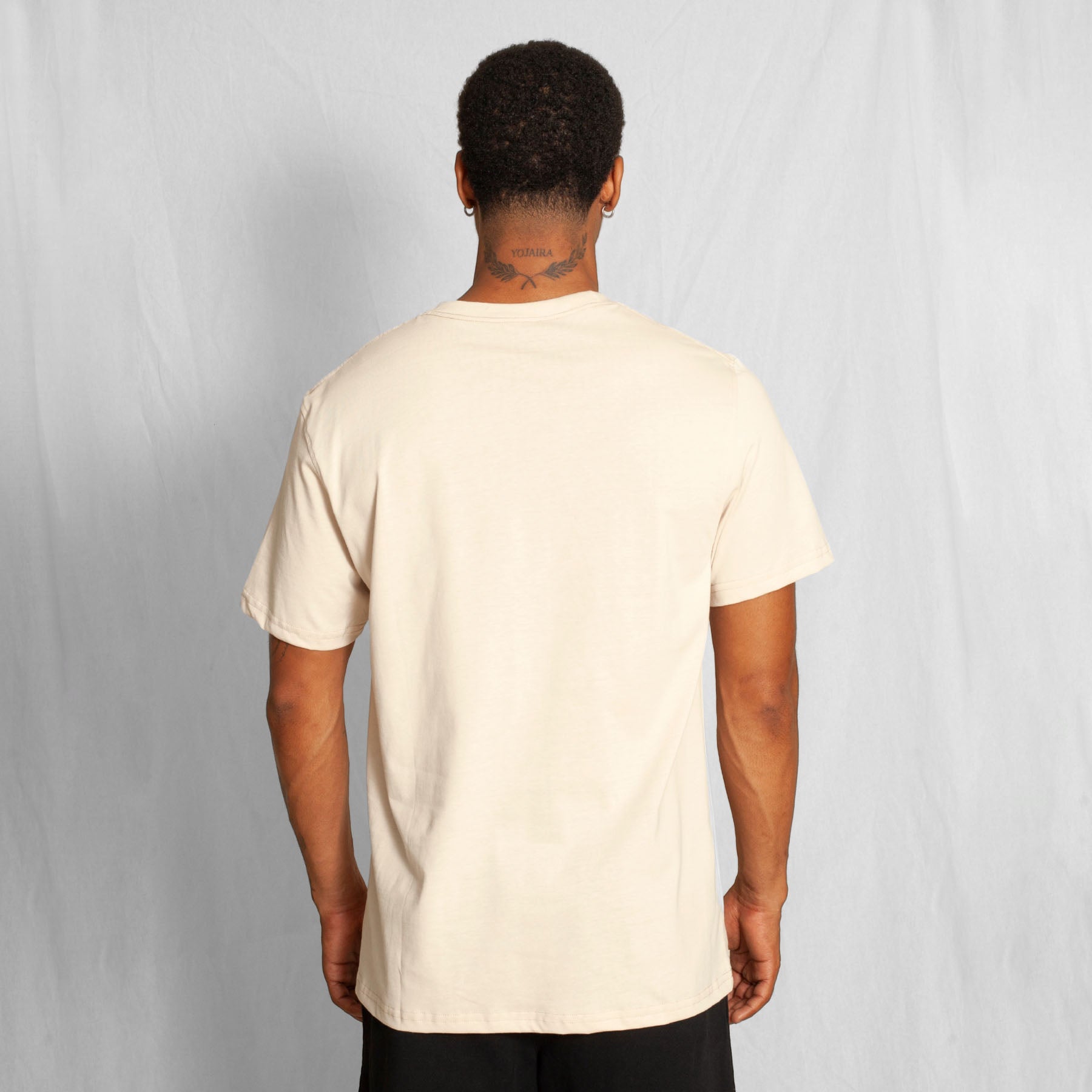Camiseta Regular Fit Beige 200G