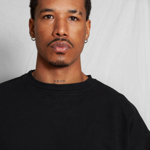 Buzo Crewneck Negro 400G