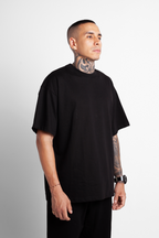 Camiseta Regular Fit Negra 200G